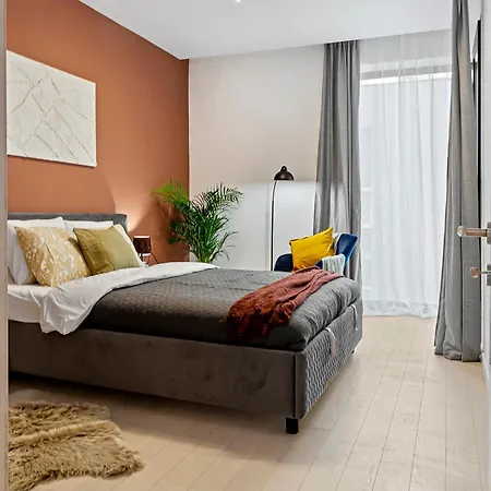 Win Herastrau Joy * Bucharest